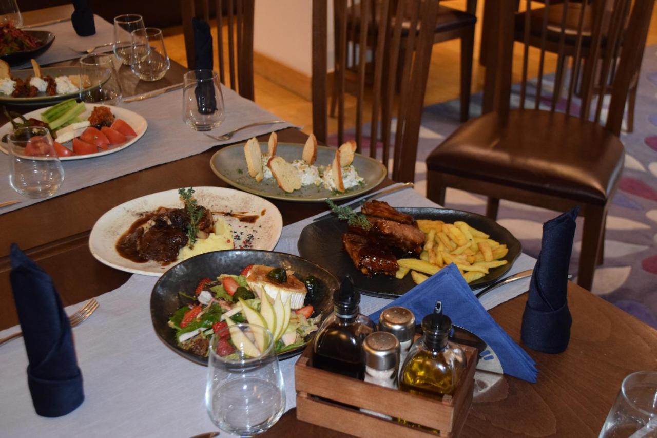 The Lodge Hotel Borovets Esterno foto